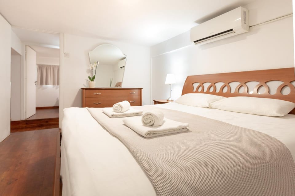 Bed, Photo of the whole room, Bedroom, towels, air conditioner