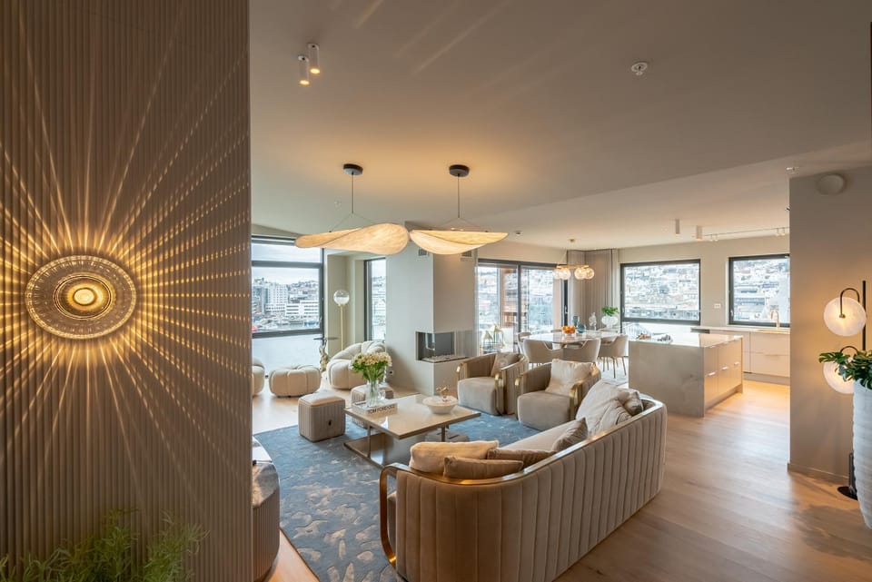 View (from property/room), Living room, Seating area