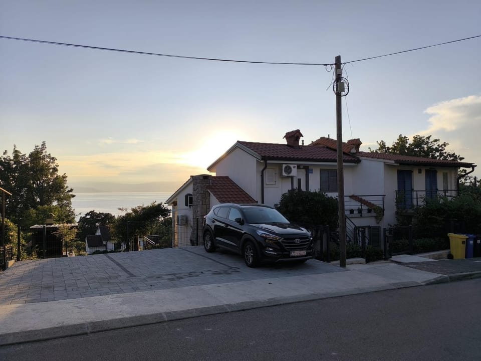 Studio Apartman Maja Apartment in Primorje-Gorski Kotar County