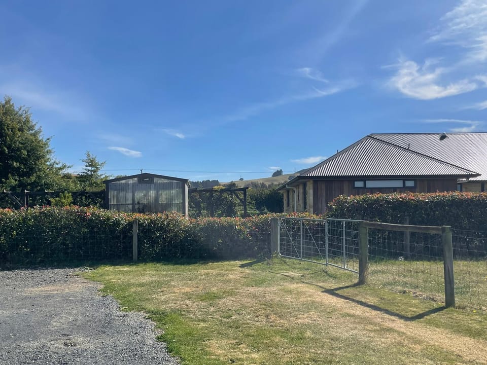 View (from property/room), Garden view, Garden view, Inner courtyard view