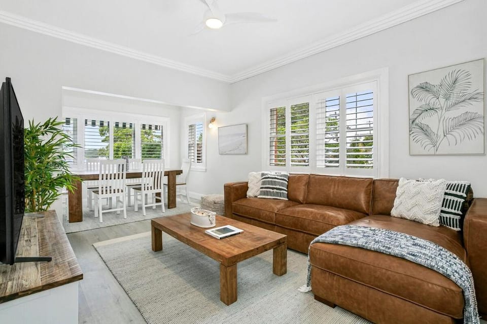 Balmoral beauty - Elevated living on the esplanade BALO1 Apartment in Sydney