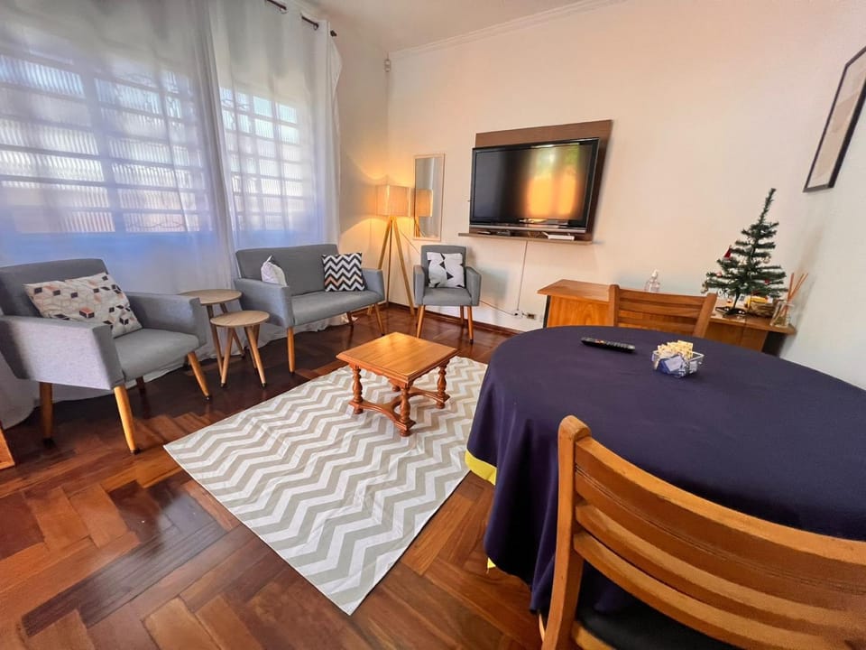Lobby or reception, Internal: Not applicable to any particular room