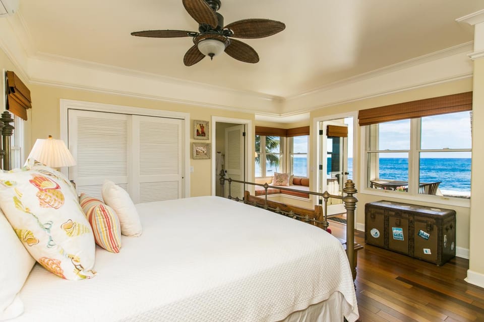 Bedroom, Sea view