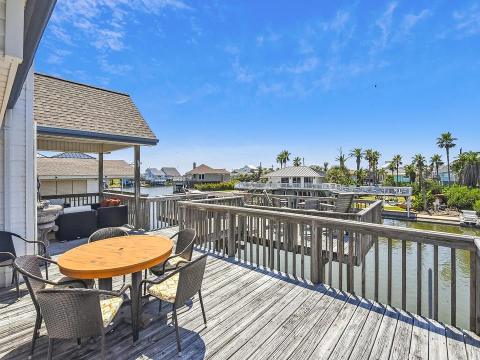 Patio, BBQ facilities, Balcony/Terrace