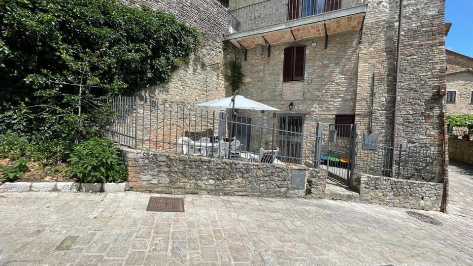 Property building, Patio, Landmark view