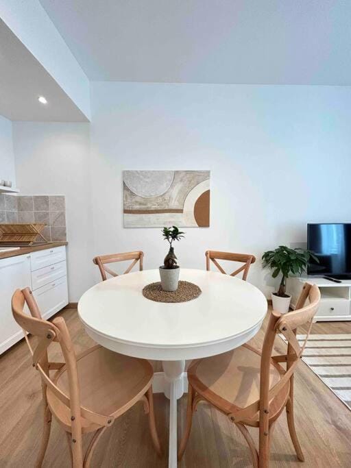 Nuit D'or - Meslier - Séjour & Pro Apartment in Epernay