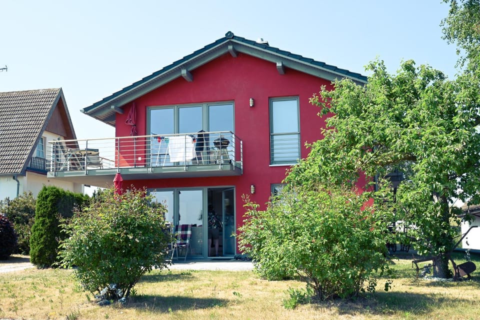 Haus Boddenblick Ferienwohnung EG Apartment in Mecklenburg-Vorpommern, Germany