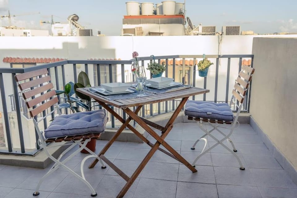 Day, View (from property/room), Balcony/Terrace, Dining area