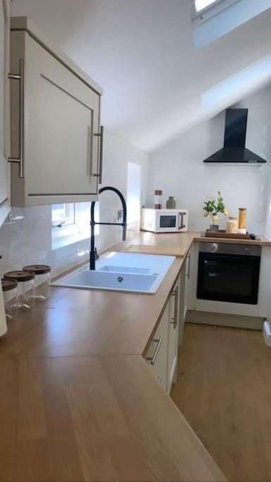 Churchview Apartments Apartment in England