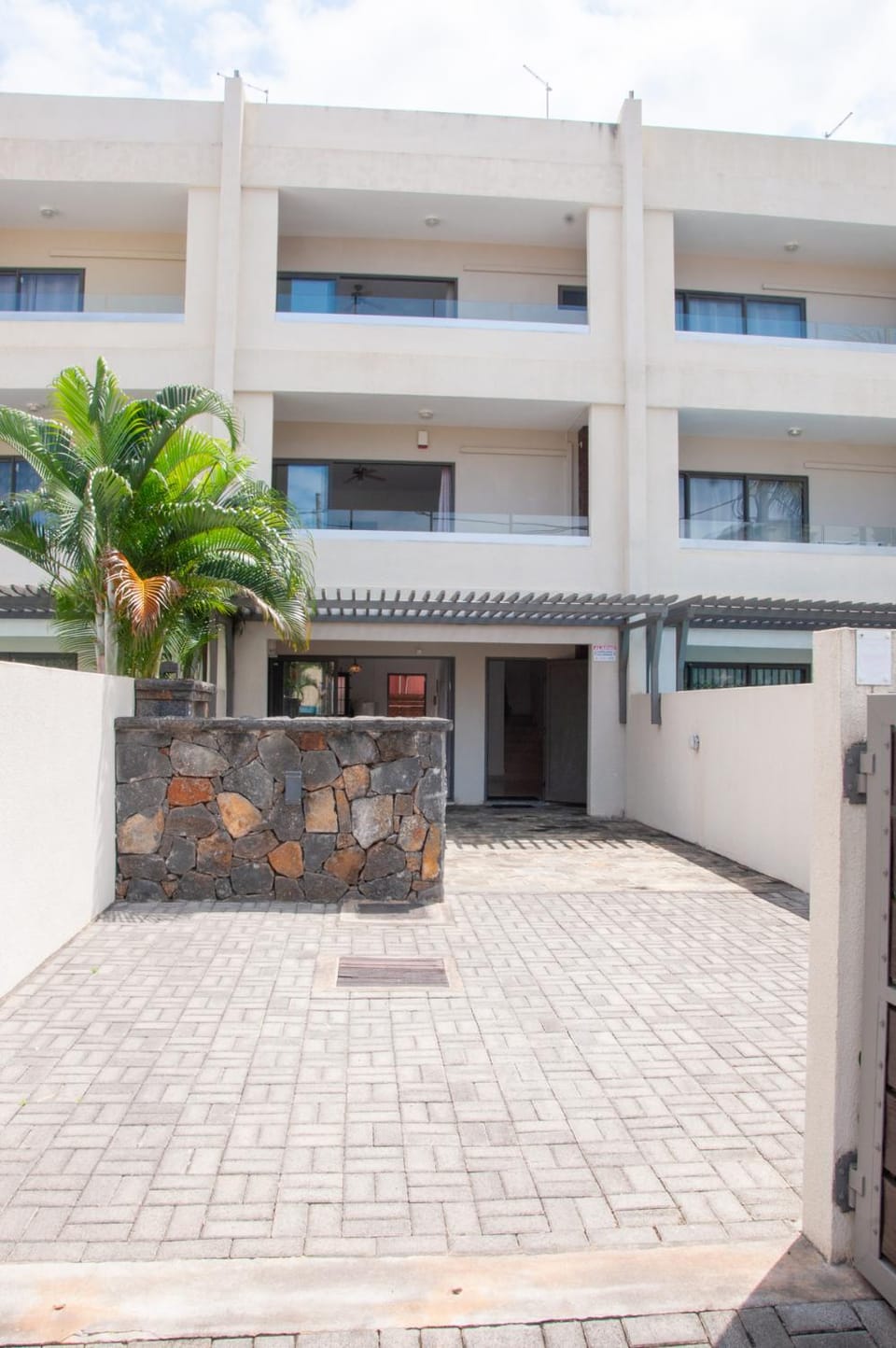 Property building, Day