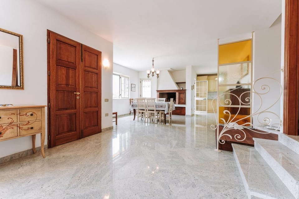 Property building, Living room