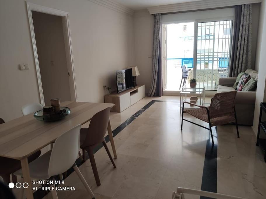 Marbella pie de playa con piscina: Banana Beach. Apartment in Marbella