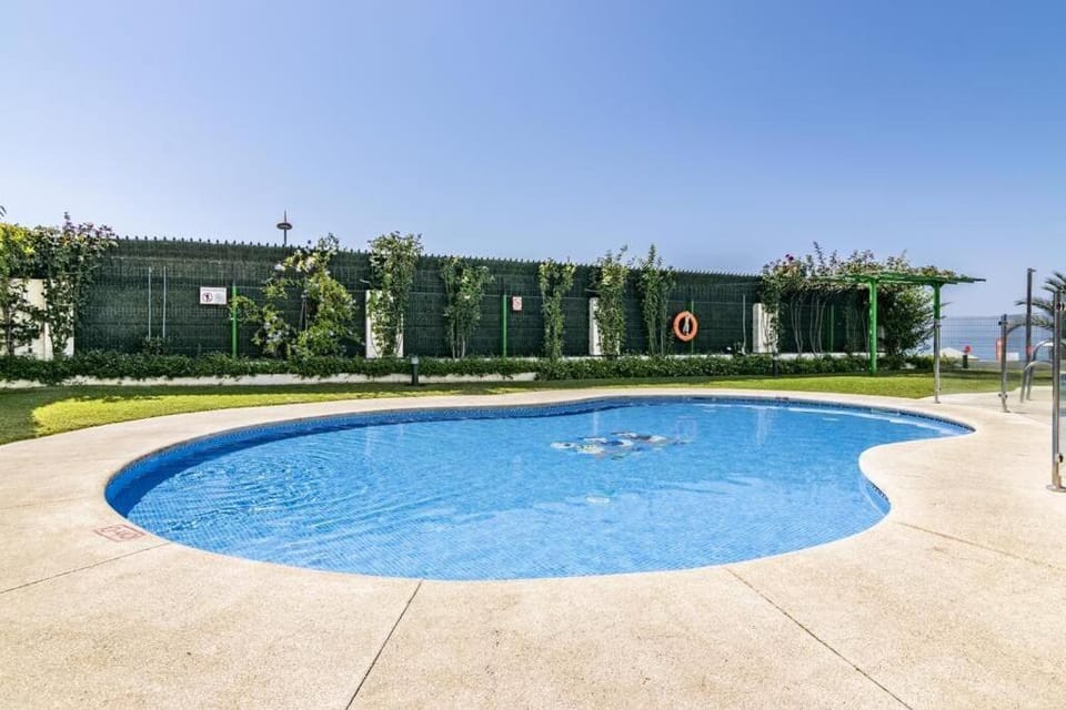 Marbella pie de playa con piscina: Banana Beach. Apartment in Marbella