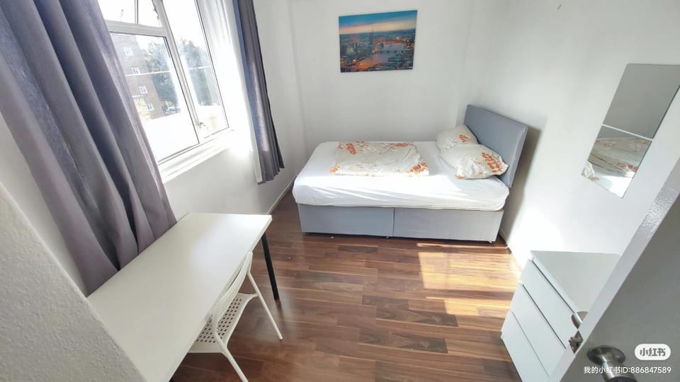 Bed, Photo of the whole room, Bedroom, hair dresser