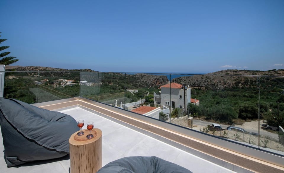 Day, Natural landscape, View (from property/room), Balcony/Terrace, Balcony/Terrace, Mountain view, Sea view