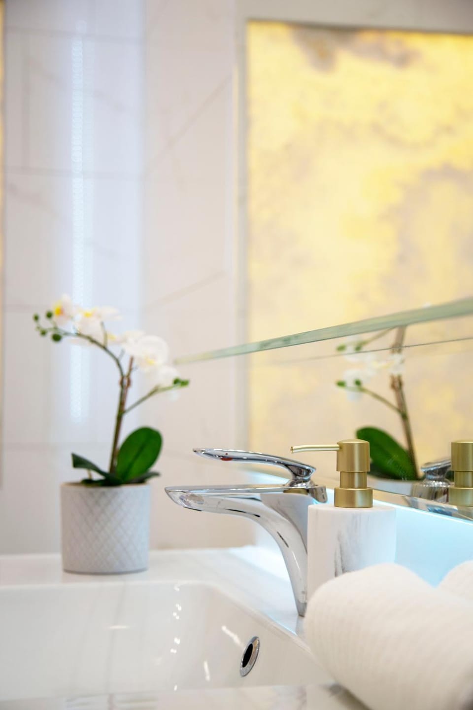 Bathroom, Bath, towels