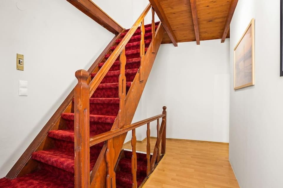 Rodon maisonette House in Chania