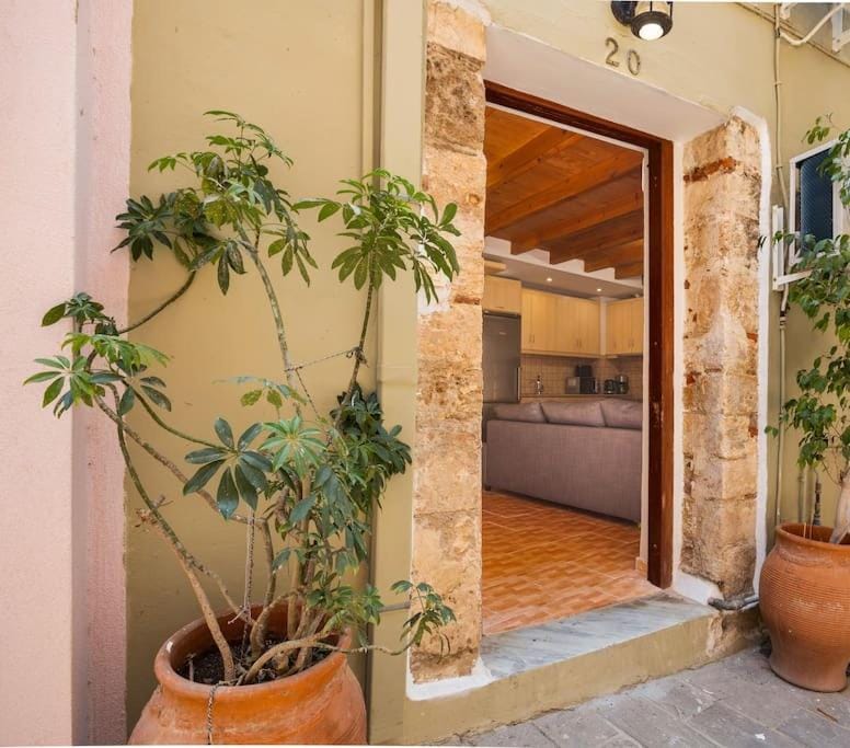 Rodon maisonette House in Chania