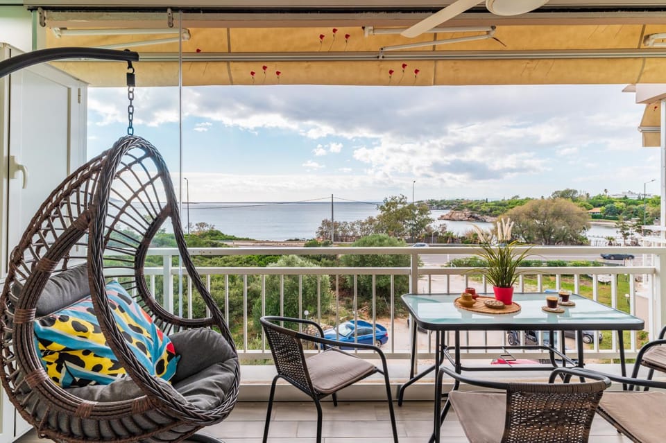 Day, Natural landscape, View (from property/room), Balcony/Terrace, Seating area, Dining area, Sea view