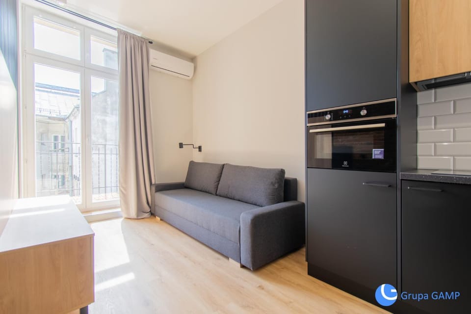 Kitchen or kitchenette, Living room, air conditioner