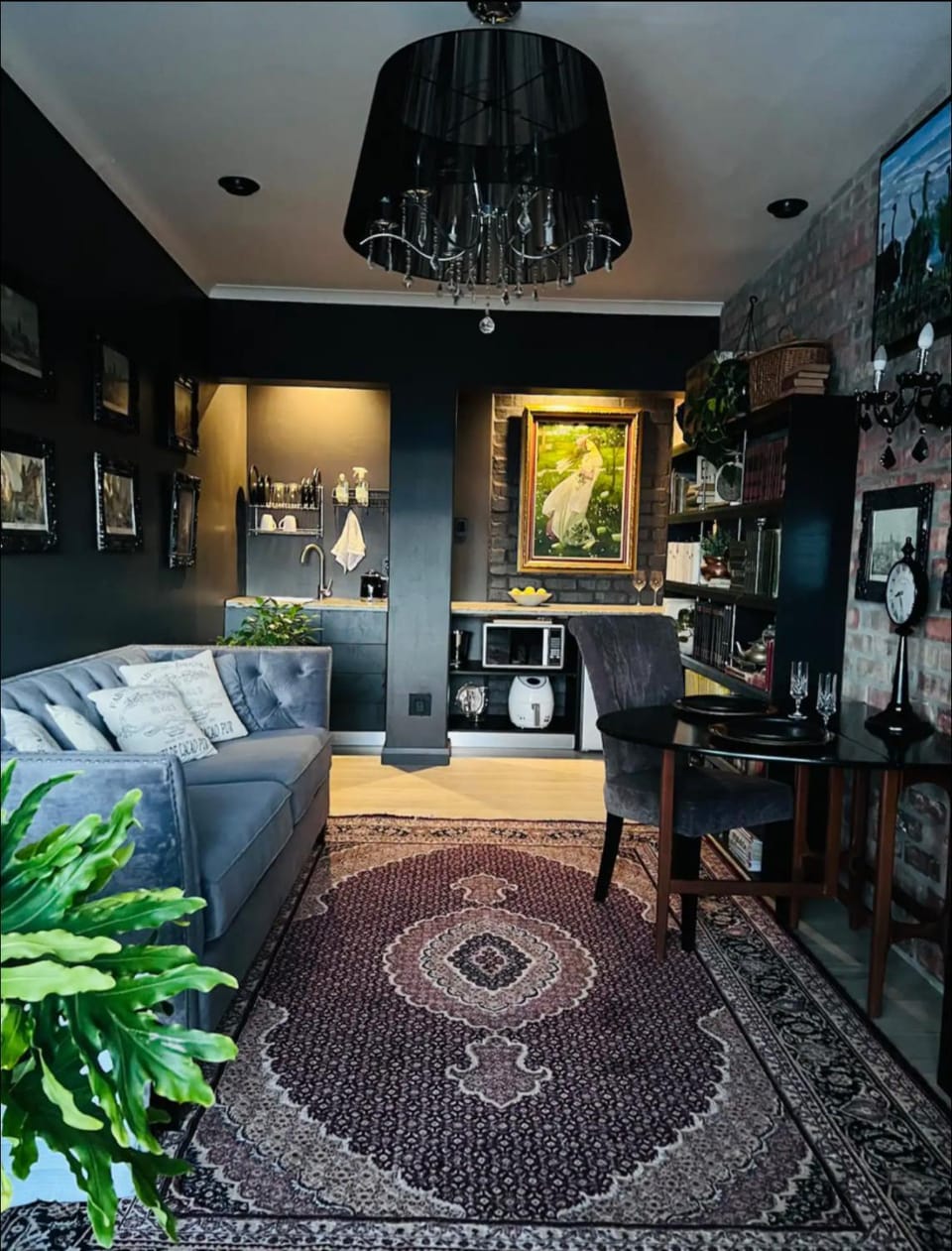 Living room, Seating area, Dining area