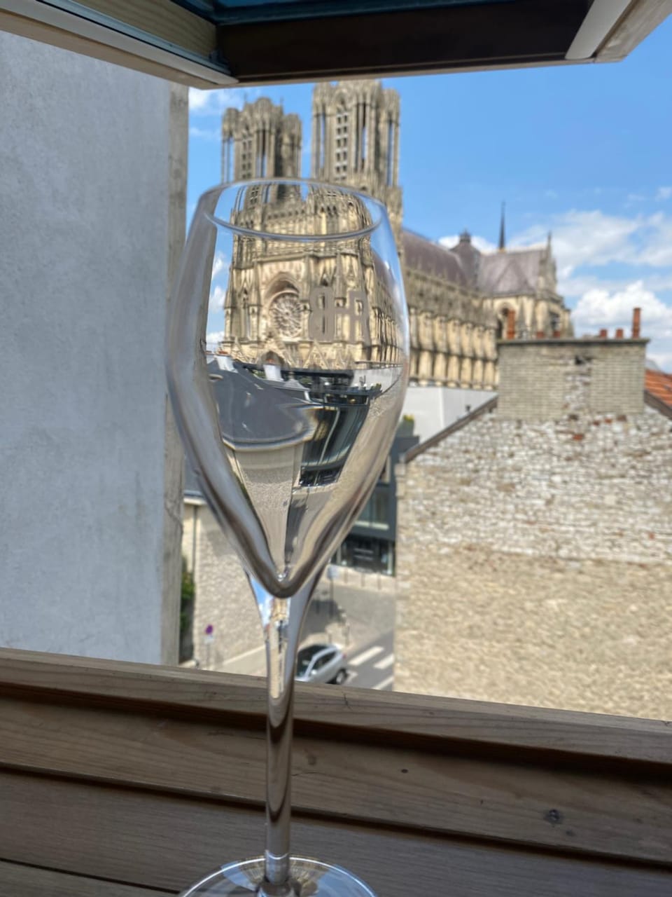 Duplex hammam au pied de la Cathédrale avec vue Apartment in Reims