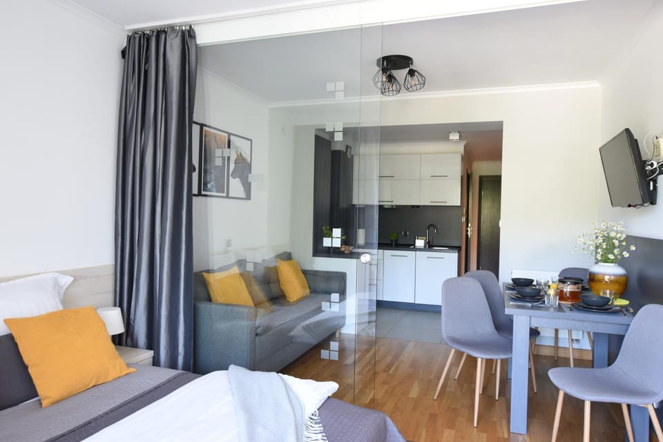 Kitchen or kitchenette, Living room, Dining area