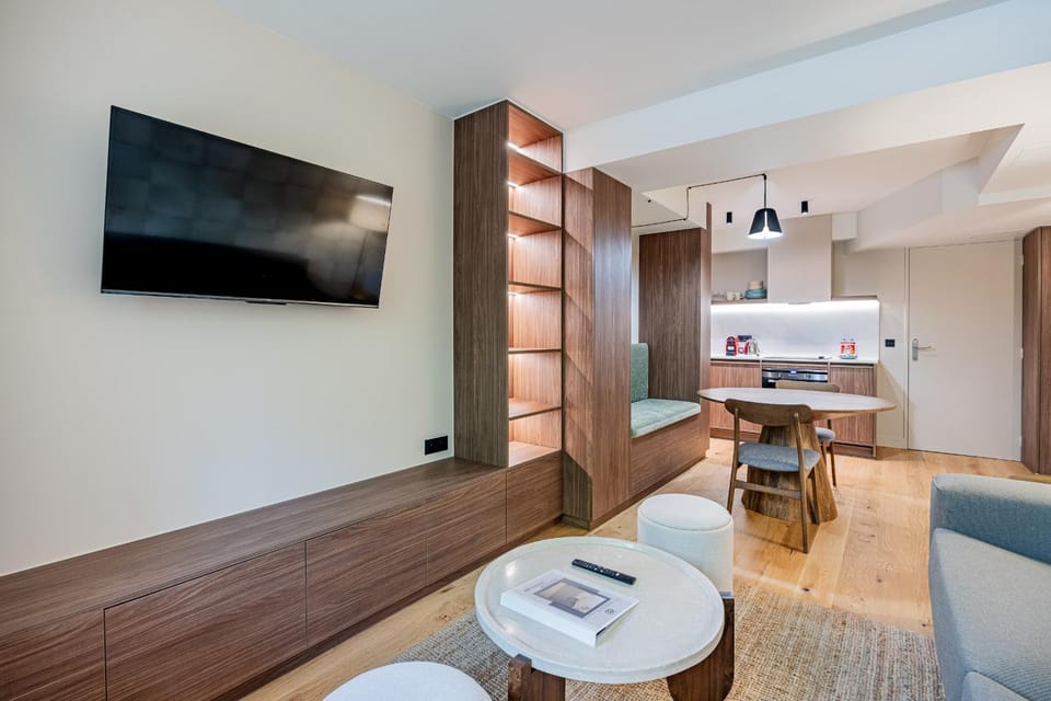 LovelyAppartment-OldMontmartre Apartment in Paris