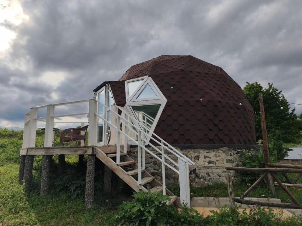 Property building, Day, Natural landscape