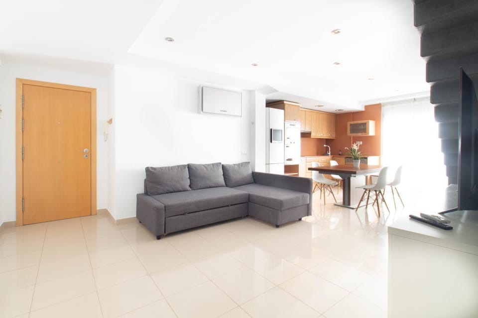 Sand Bay Beach Duplex Apartment in Sant Antoni de Calonge