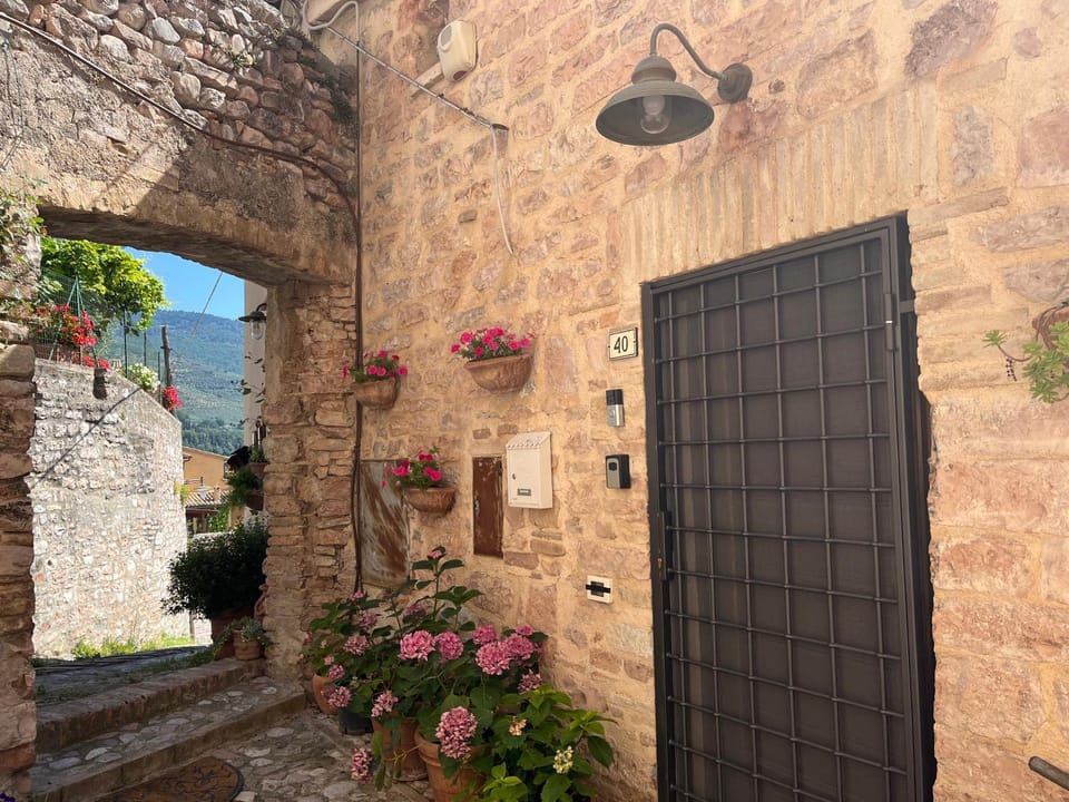 A Room With A View-Spello Apartment in Spello