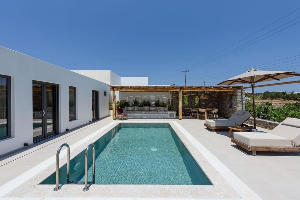 Patio, Day, Natural landscape, Pool view, Swimming pool, Swimming pool, sunbed