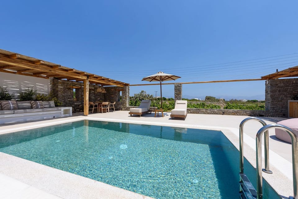 Patio, Day, Natural landscape, Pool view, Swimming pool, Swimming pool, sunbed