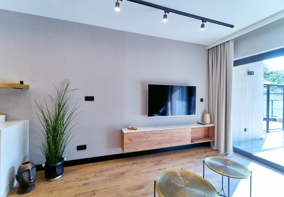 LAGUNA Ogrody Pieniawskie 18 SAPPHIRE VIP z tarasem Apartment in Lower Silesian Voivodeship
