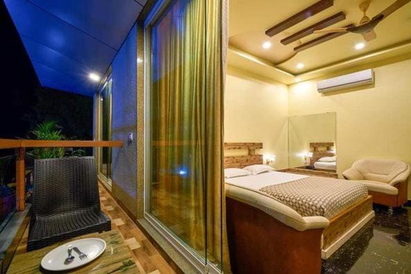 Bed, Bedroom, air conditioner