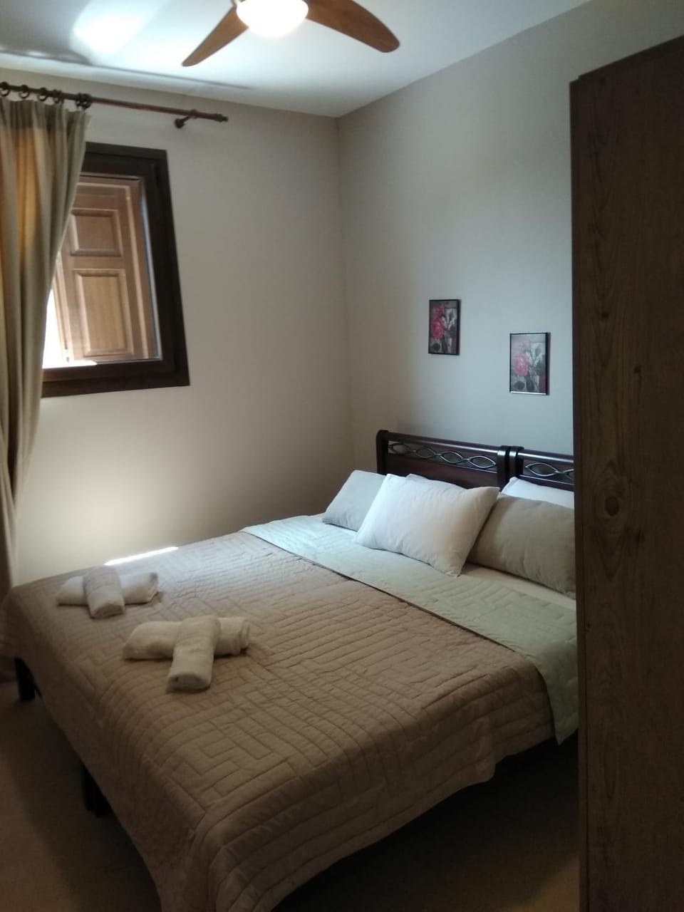 Κατηγιώργης Ξενώνας Ρεγγίνα House in Magnesia Prefecture, Greece