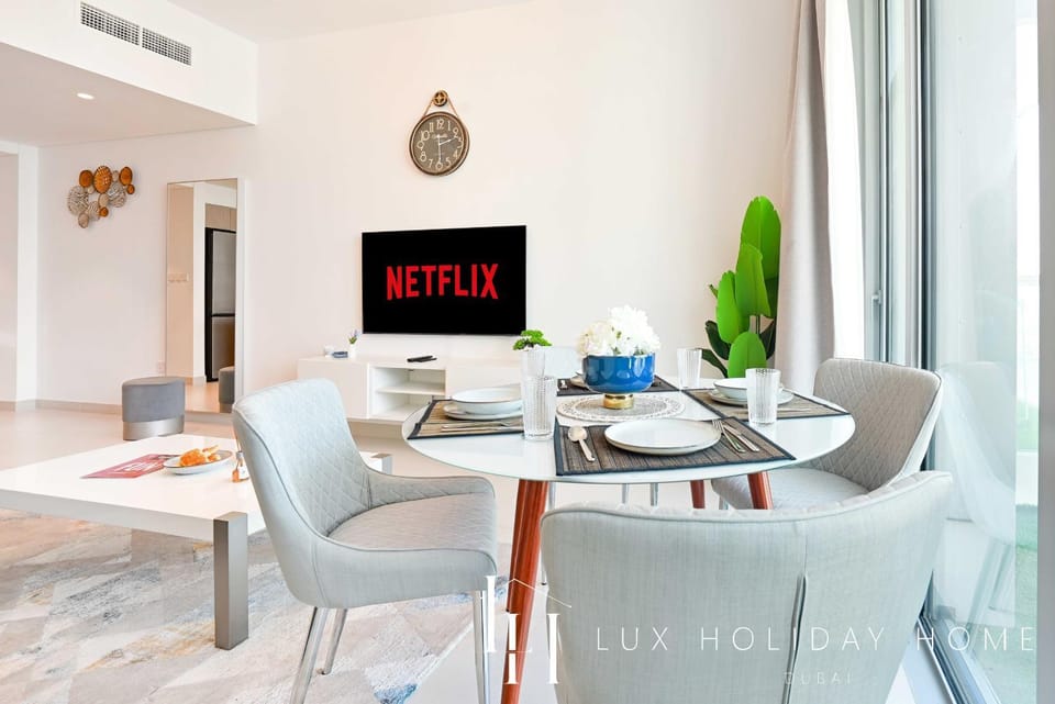 TV and multimedia, Dining area