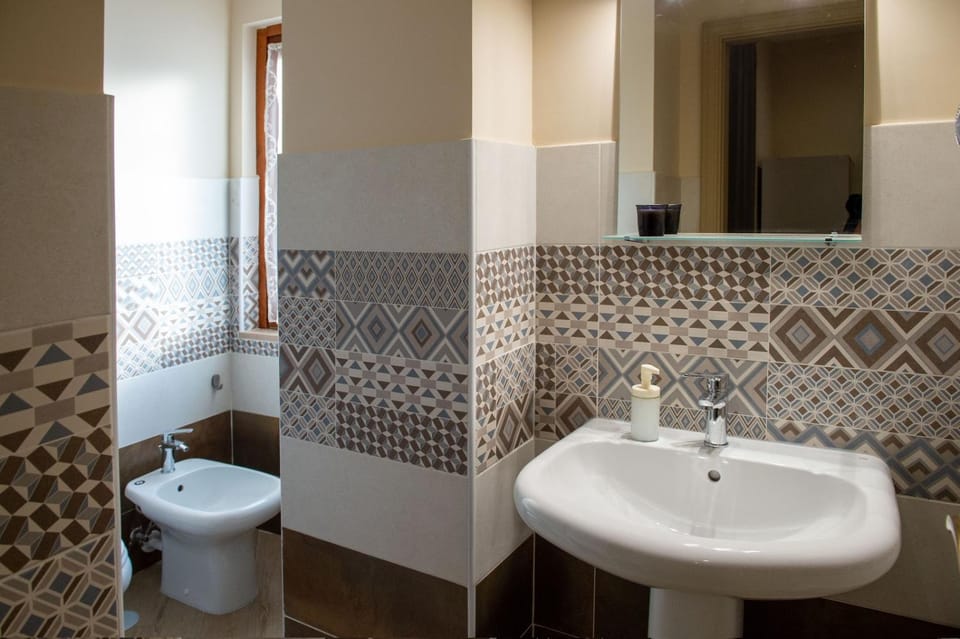 Bathroom, bidet