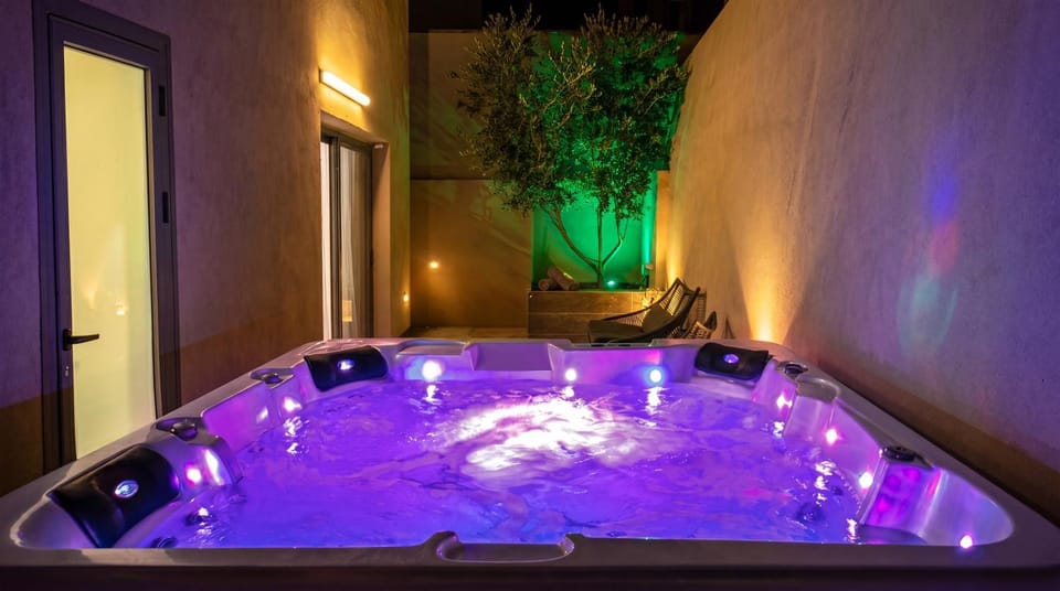 Elita suite - private jacuzzi Apartment in Eilat