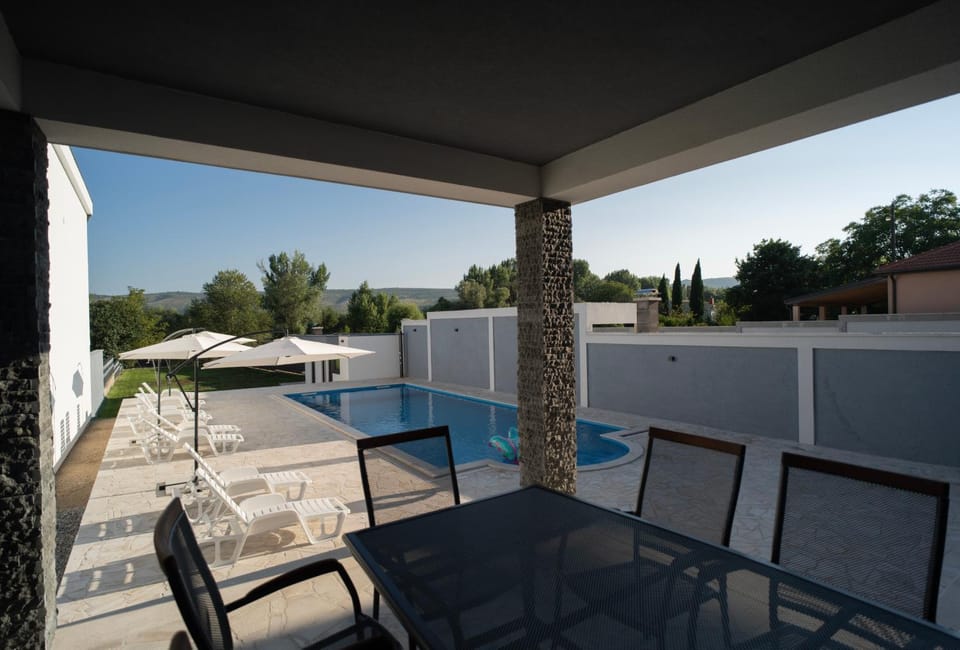 Patio, Balcony/Terrace, Dining area