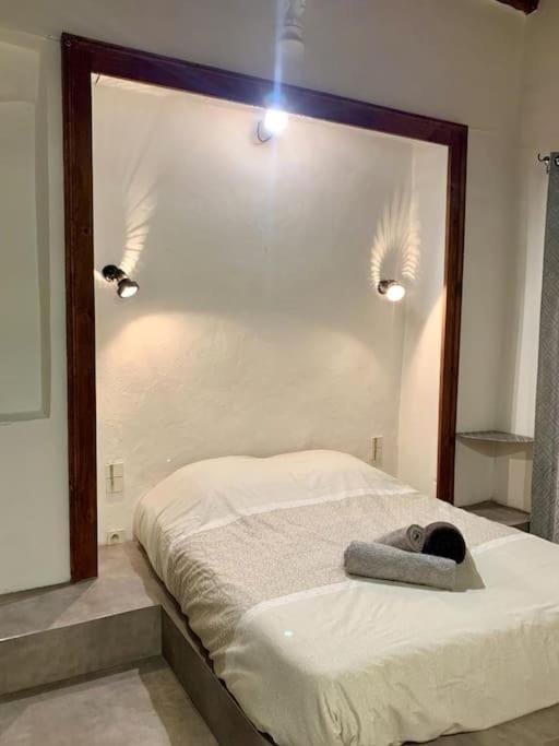 L'atypique, bord du Thiou Apartment in Annecy