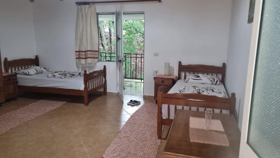 Bujtina Te Grima Hotel in Montenegro