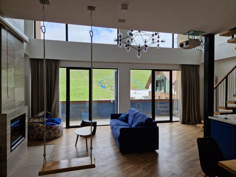 Living room, Seating area