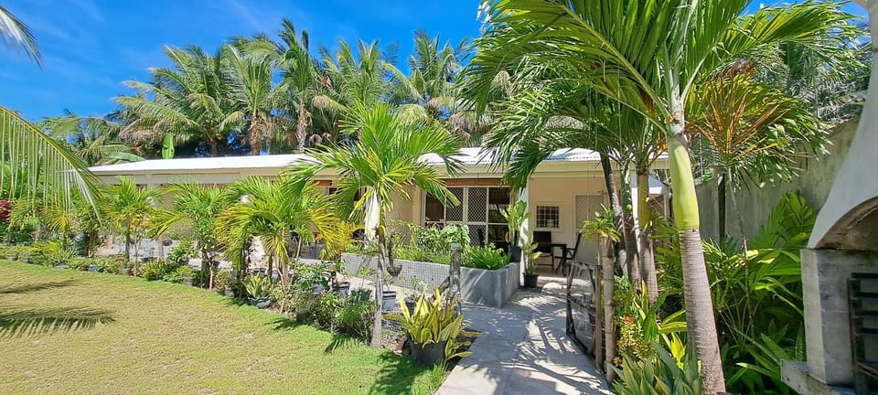 Property building, Garden, Garden view, Internal: Not applicable to any particular room