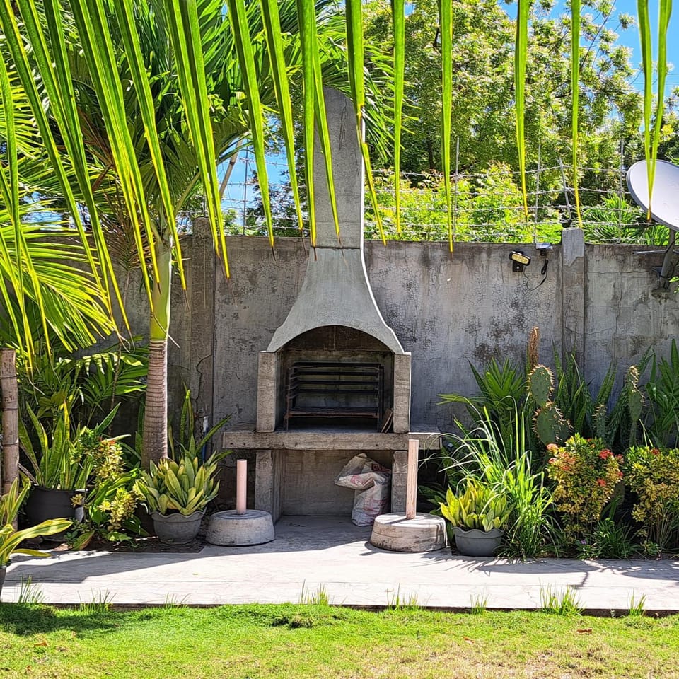 BBQ facilities, Garden