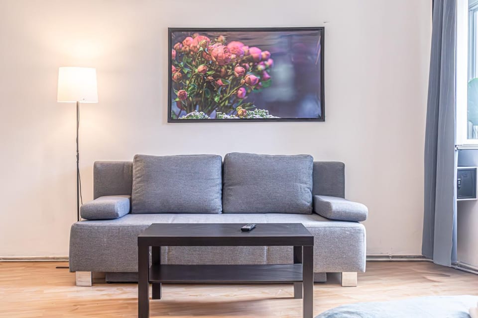 TV and multimedia, Seating area