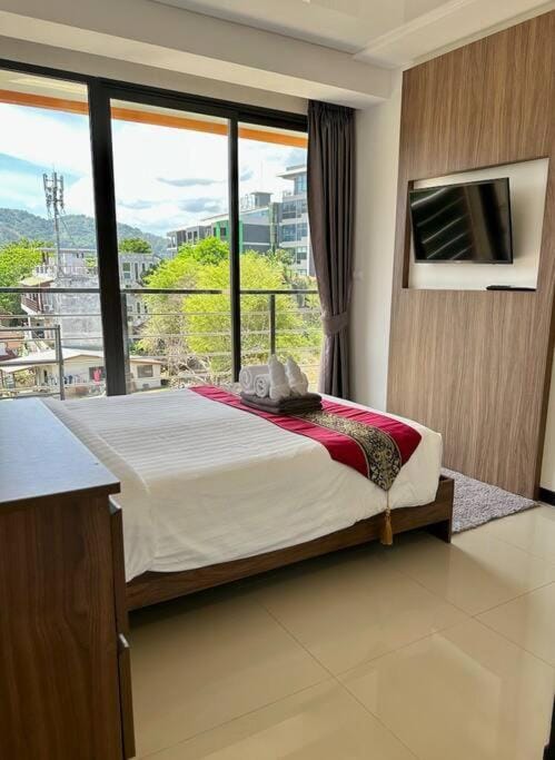 Great mountain view apartment, Pearl 504 Apartment in Rawai