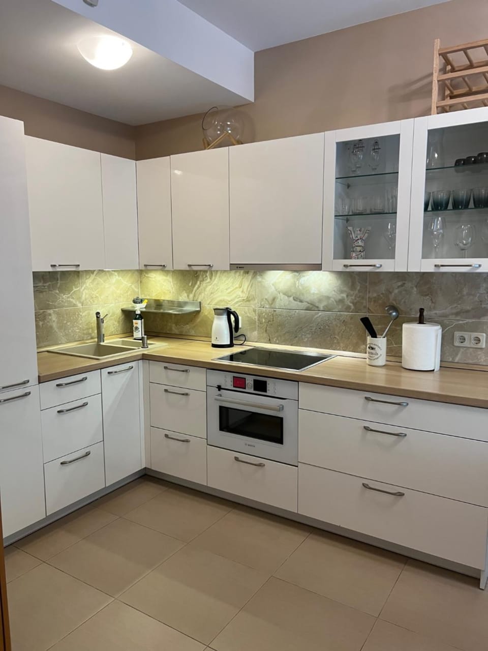 Kitchen or kitchenette