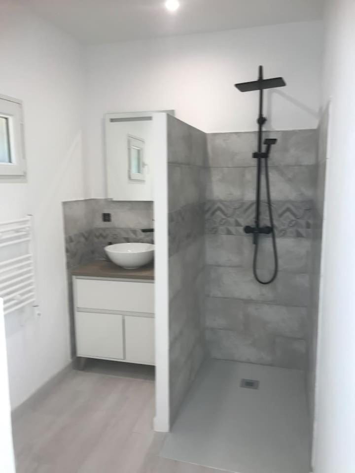 studio centre ville avec jardin Apartment in Sainte-Maxime