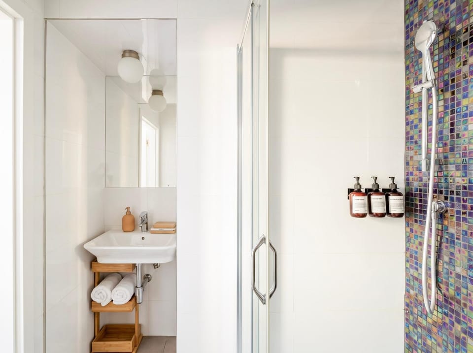 Shower, Toilet, Bathroom